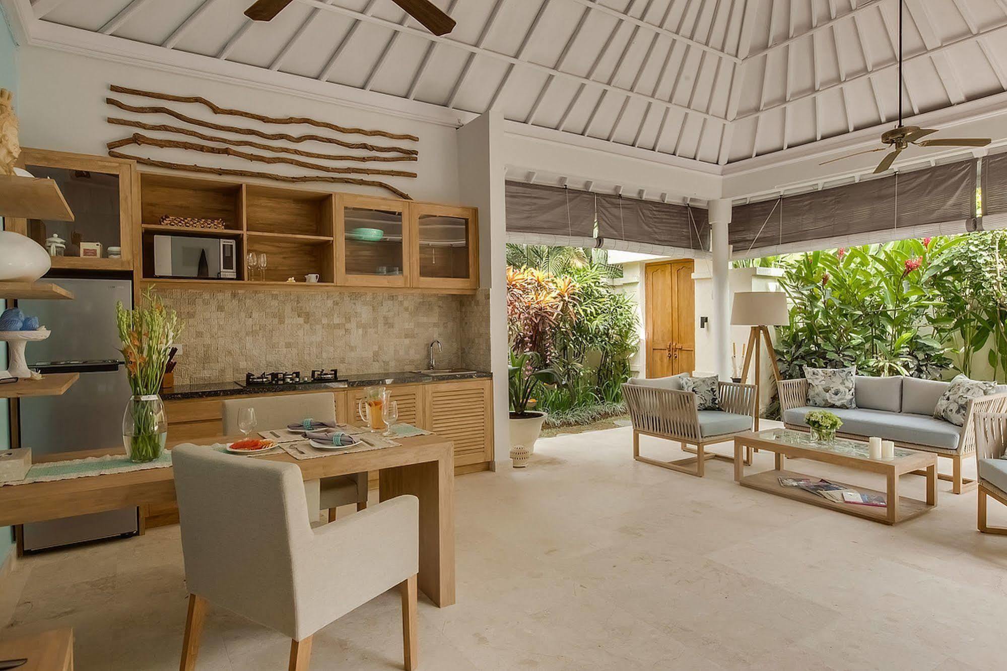 4S Villas At Seminyak Square Kültér fotó